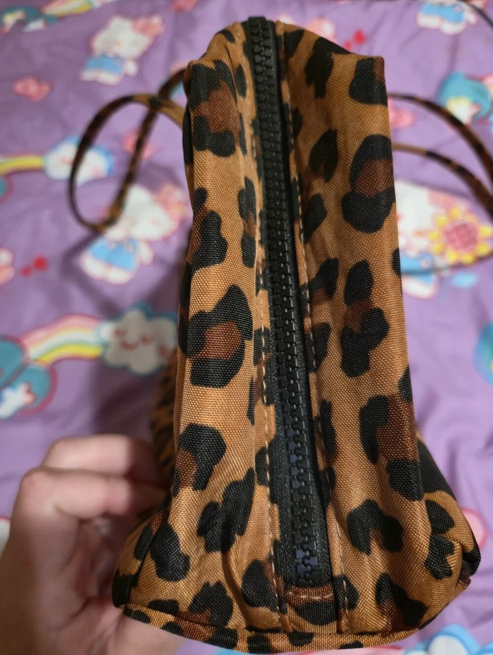 Baggu Leopard Bowler - Picture 5 of 7